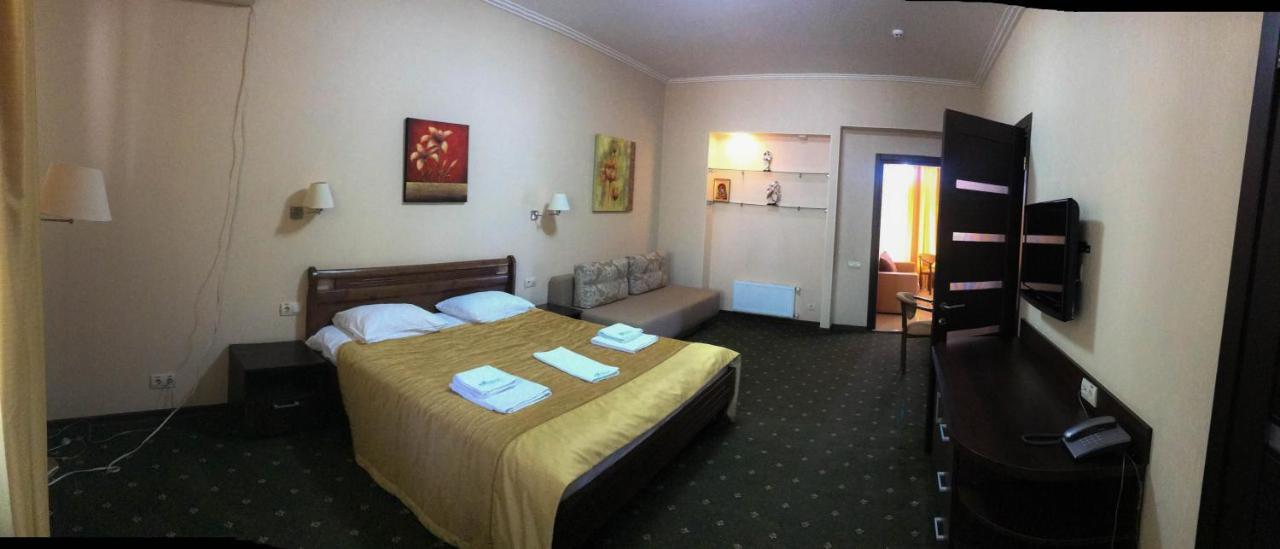 Kolyada Hotel Burlach'ya Balka Exterior foto
